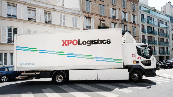 100 EV trucks