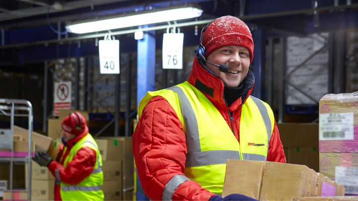 XPO to manage Tesco's chilled distribution to stores in the North West region in the UK XPO tank truck on the road