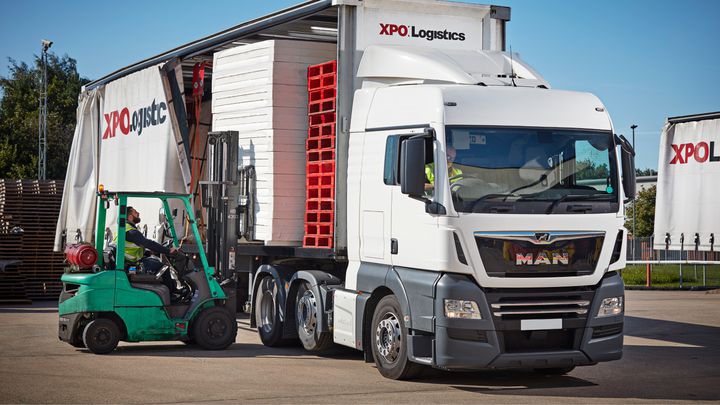 XPO and Hanson UK XPO truck with forklift