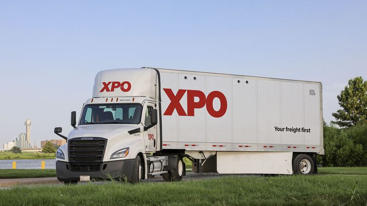 Q3 2022: Preliminary Results XPO truck parked